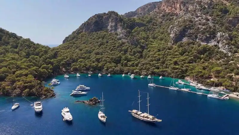 Göcek Koylarında Müzik Çalma Yasağı: Tatilcileri Neler Bekliyor?