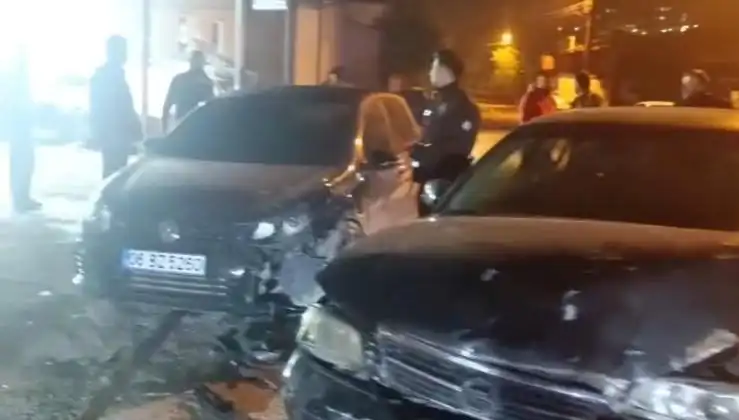 Çevirmeden Kaçmaya Çalışan Araç Kaza Yaptı: Olay Yerinde Şok Detaylar