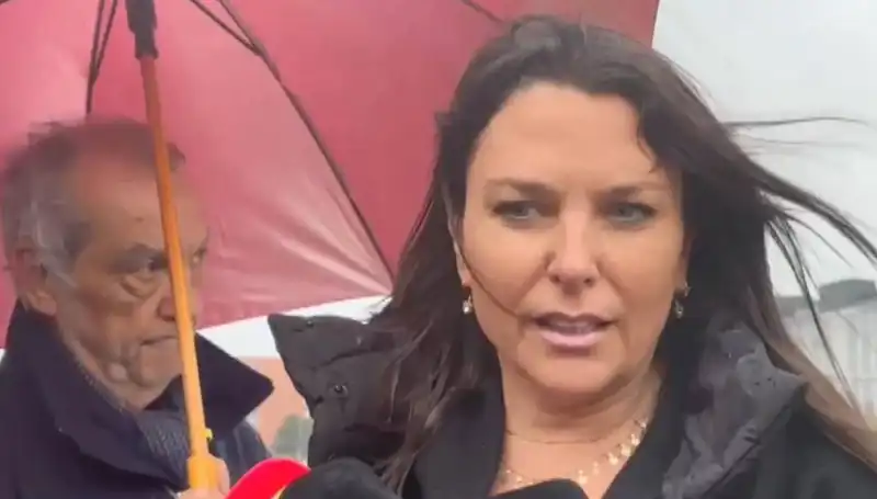 Ece Üner, Yargılandığı Davada Beraat Etti: Medyada Gündem Olacak Ayrıntılar