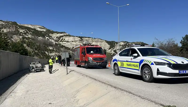 Burdur'da Feci Kaza: İkisi Çocuk, Dört Kişi Yaralandı