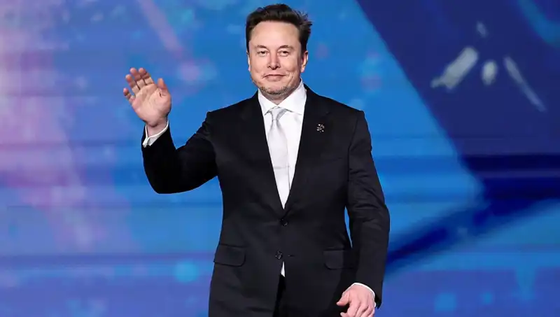 Tesla, Kendi "Canavarı" ile Yola Devam Etmiyor: Nedenleri ve Sonuçları