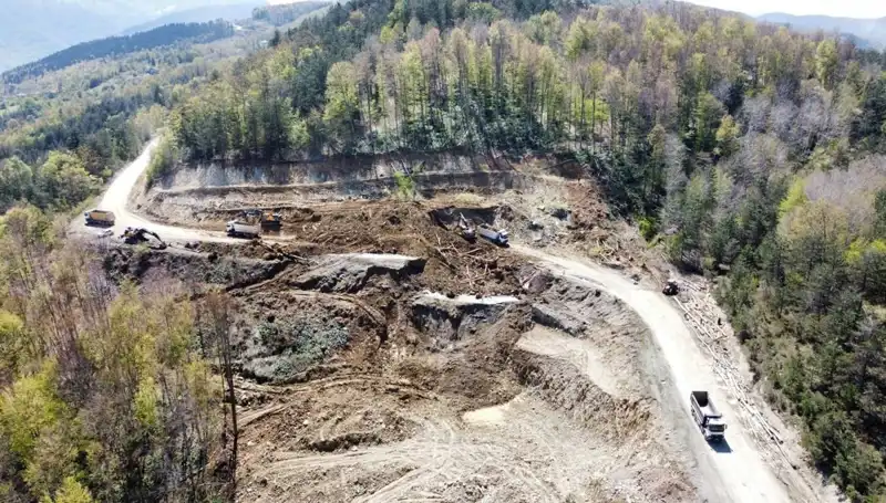 Kastamonu-Çatalzeytin Kara Yolunda Heyelan Alarmı: Seyahat Planlarınızı Gözden Geçirin