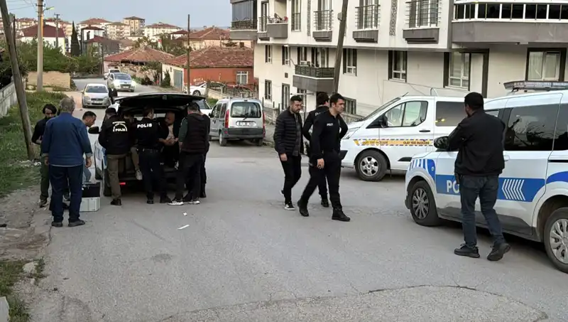Kırıkkale'de Sıra Dışı Silahlı Kavga: Bir Yaralı ve Üç Gözaltı