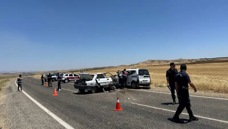 Adıyaman'da Trafik Faciası: 4 Kişi Hayatını Kaybetti