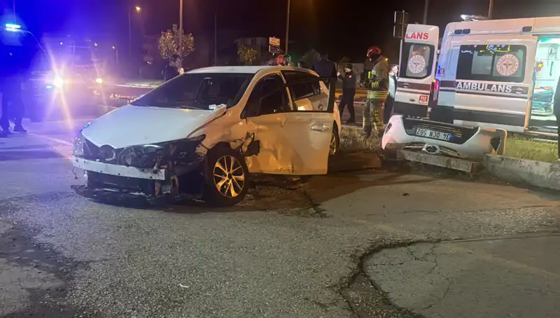 Pikap ve Otomobil Çarpışması: Olayın Detayları ve Sonuçları