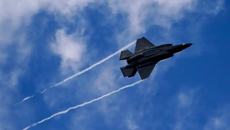 Atina'da Türkiye Kaygıları: F-35'ler Üzerindeki Karışık Sinyaller