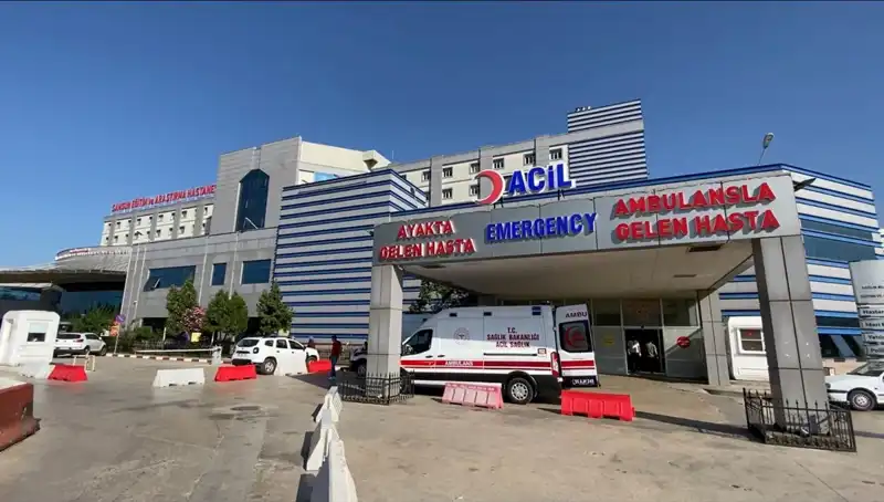 Tavuktan Zehirlenen 225 İşçi Taburcu Edildi: Olayın Ayrıntıları ve Önlemler