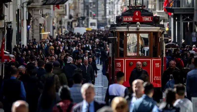 Türkiye'nin Nüfusu Yükseliyor: Yeni Veriler Ne Anlama Geliyor?