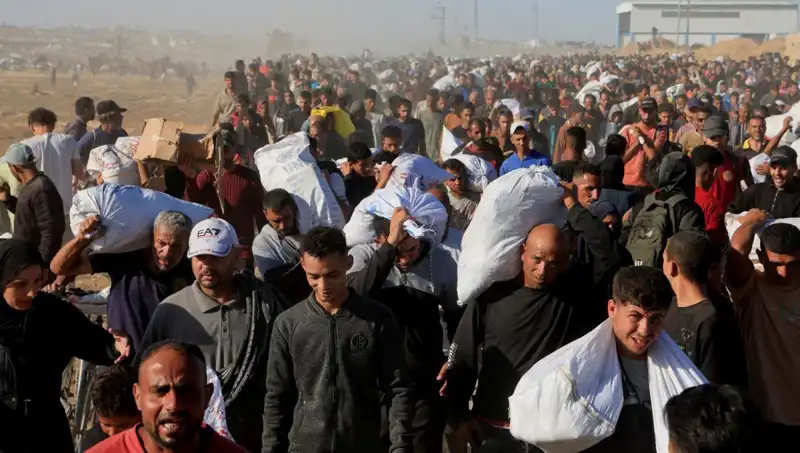 İsrail Ordusu Han Yunus'ta Çarpıcı Kuşatma: 15 Kilometrelik Koridor Açıldı