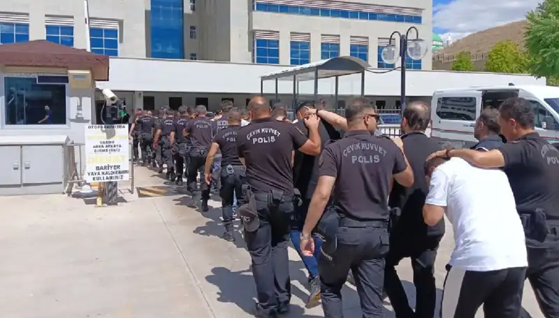 Ankara'da Tehdit ve Haraç Çetesi Çökertildi: Avukatların Rolü Ne?