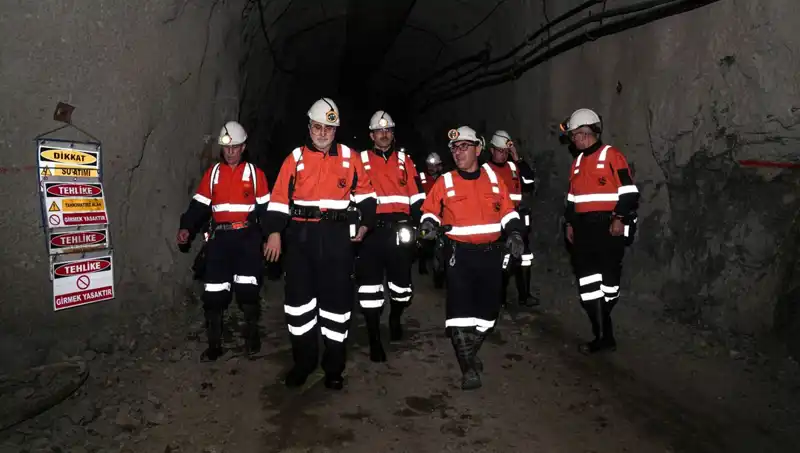 Bakan Işıkhan, Altın Madeni Ziyaretiyle Yatırımlara İvme Kazandırdı