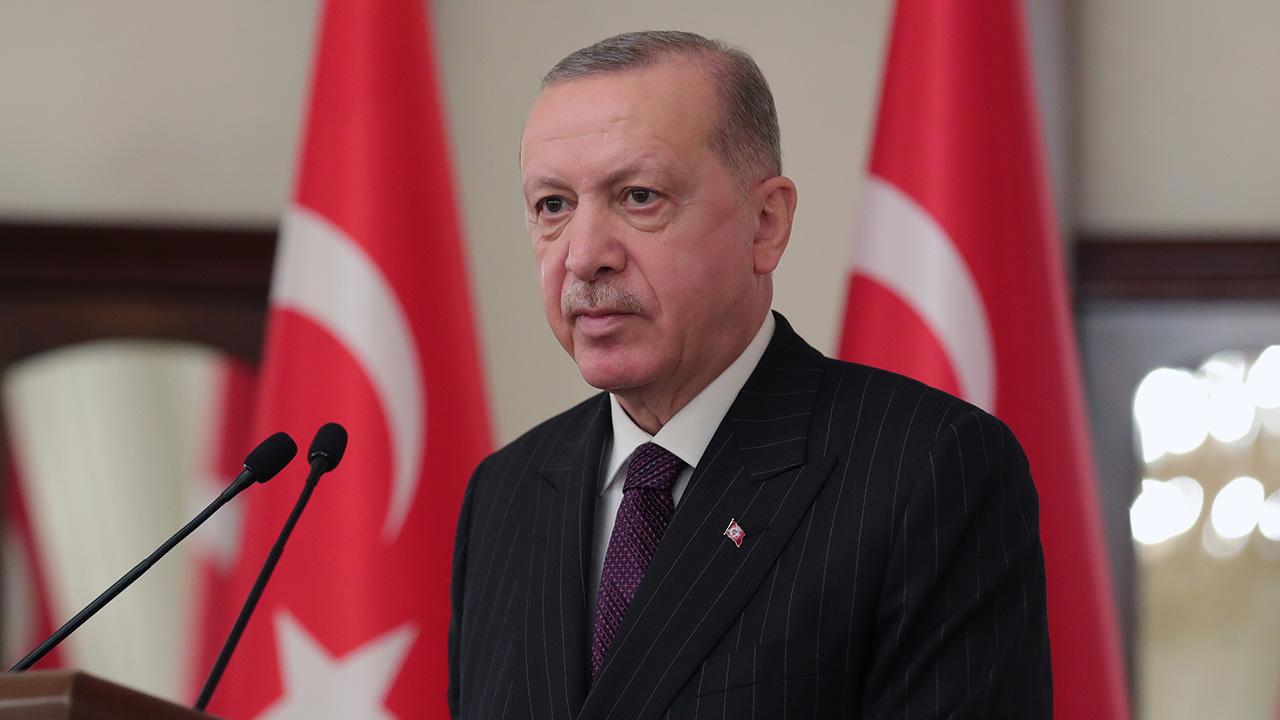 Cumhurbaşkanı Erdoğan Bolu'da Yangın Faciası Sonrası İncelemelerde Bulundu