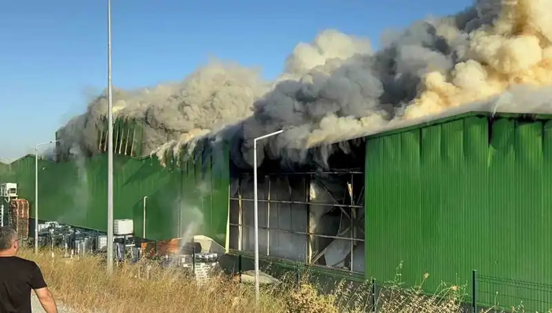 Balıkesir'deki Fabrika Yangınında Hayatını Kaybeden İşçiler İçin Tutuklama Kararı