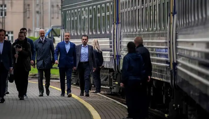 Dışişleri Bakanı Fidan, Ukrayna Ziyaretiyle Yeni Bir Diplomatik Sayfa Açtı