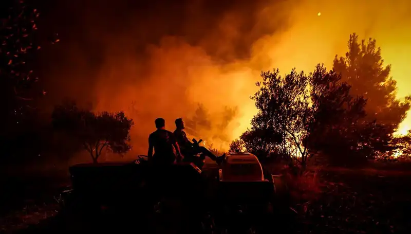 Çanakkale’deki Orman Yangını: 785 Kişilik Tahliye Süreci ve Son Gelişmeler
